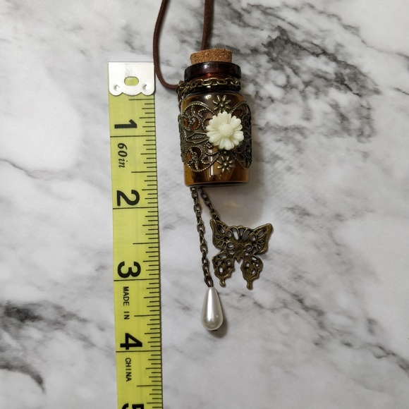 Vintage Style Wishing Bottle Necklace - Picture 8 of 8